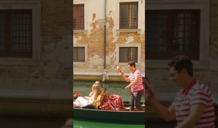 Romantic Atmosphere of VENICE in 4K – Traveling Around Europe (Part 5) – #shorts 2 Romantic Atmosphere of VENICE in 4K – Traveling Around Europe (Part 5) – #shorts 2